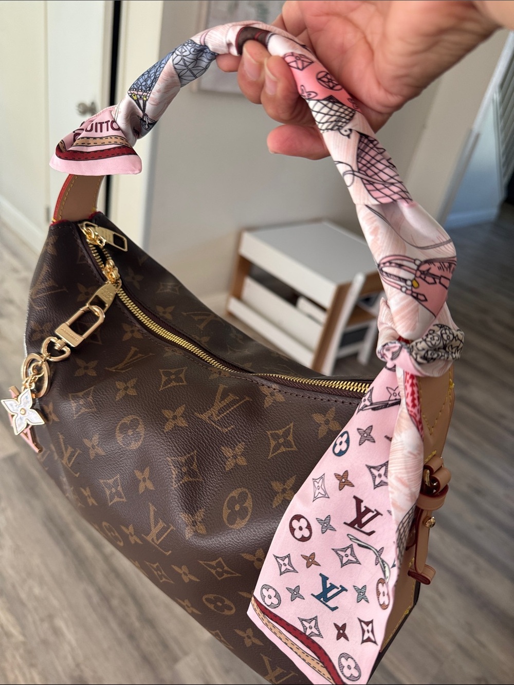 Pink Scarf-Wrapped Handle
Purse not included